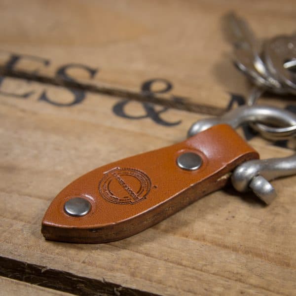 Shackle Key Fob - Harness Tan/Nickel