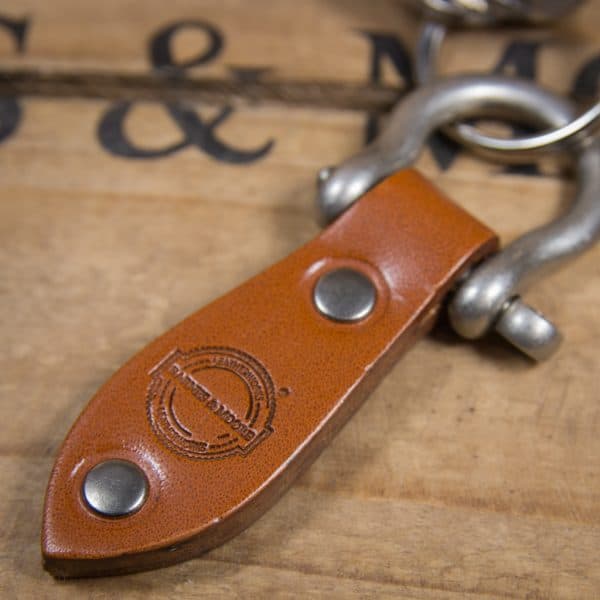 Shackle Key Fob - Harness Tan/Nickel