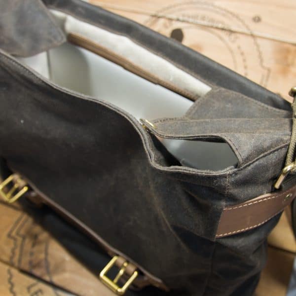 Despatch Messenger Bag Olive